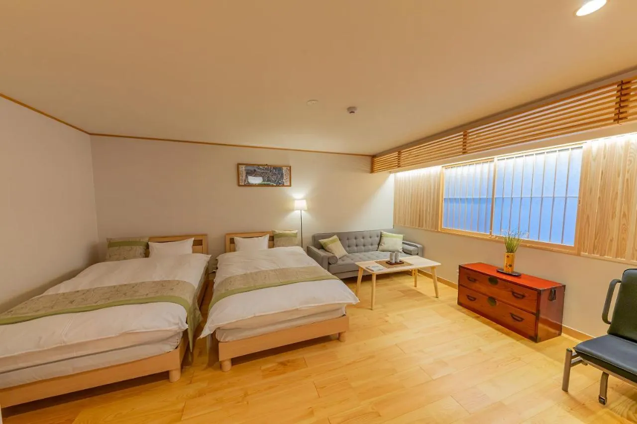 Yadoya Uguisu Hotel Tokyo 3*,